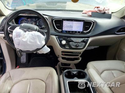 Zdjęcie 8 z 13 samochodu: 2021 CHRYSLER PACIFICA TOURING L VIN:2C4RC1BG7MR597836 - miniatura