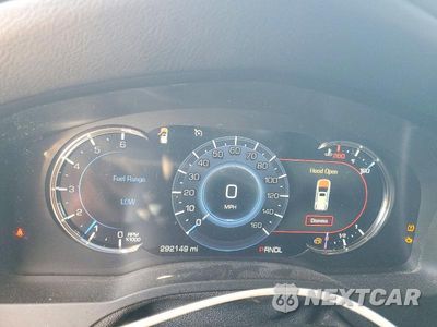 Zdjęcie 9 z 13 samochodu: 2017 CADILLAC ESCALADE ESV VIN:1GYS4GKJ3HR159463 - miniatura