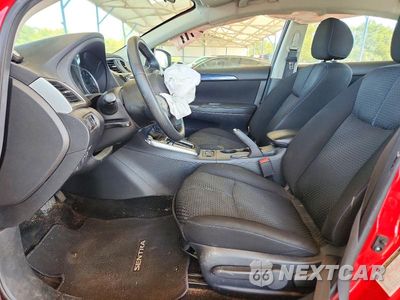 Zdjęcie 7 z 12 samochodu: 2019 NISSAN SENTRA SR VIN:3N1AB7AP2KY284990 - miniatura