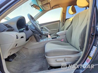 Zdjęcie 7 z 13 samochodu: 2007 TOYOTA CAMRY LE VIN:JTNBE46K473076173 - miniatura