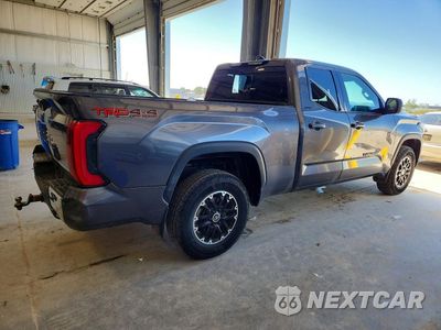 Trzecie zdjęcie samochodu z tyłu: 2023 TOYOTA TUNDRA SR5 VIN:5TFLA5DAXPX104233 - miniatura