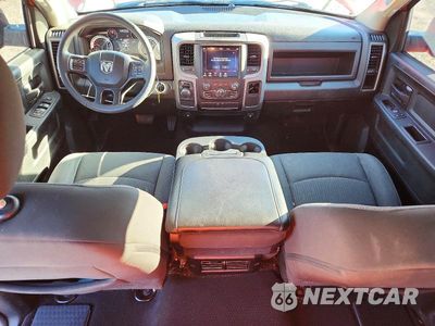 Zdjęcie 8 z 12 samochodu: 2021 RAM 1500 CLASSIC TRADESMAN VIN:3C6RR6KGXMG586824 - miniatura
