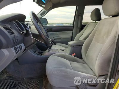 Zdjęcie 7 z 12 samochodu: 2011 TOYOTA TACOMA DOUBLE CAB VIN:5TFJX4GN5BX005567 - miniatura