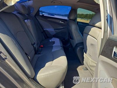Zdjęcie 10 z 12 samochodu: 2011 HYUNDAI SONATA SE VIN:5NPEC4AC8BH281810 - miniatura