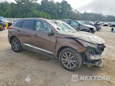 Czwarte zdjęcie samochodu z boku: 2019 ACURA RDX TECHNOLOGY VIN:5J8TC2H5XKL013406 - miniatura