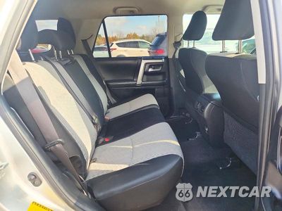 Zdjęcie 11 z 13 samochodu: 2015 TOYOTA 4RUNNER SR5 VIN:JTEBU5JR5F5260652 - miniatura