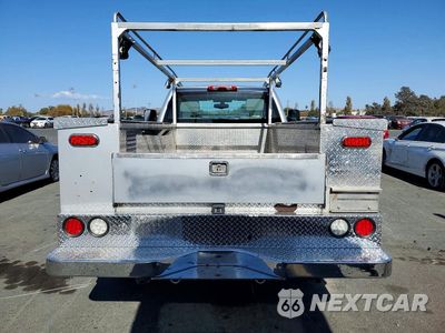 Zdjęcie 6 z 13 samochodu: 2018 CHEVROLET SILVERADO C2500 HEAVY DUTY VIN:1GB0CUEG9JZ281012 - miniatura