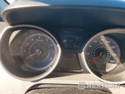 Zdjęcie 9 z 12 samochodu: 2013 HYUNDAI ELANTRA GLS VIN:KMHDH4AE9DU760465 - miniatura