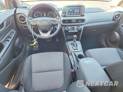 Zdjęcie 8 z 13 samochodu: 2018 HYUNDAI KONA SEL VIN:KM8K22AA9JU187072 - miniatura