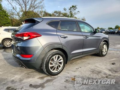 Trzecie zdjęcie samochodu z tyłu: 2016 HYUNDAI TUCSON ECO VIN:KM8J3CA23GU124937 - miniatura