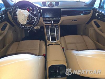 Zdjęcie 8 z 13 samochodu: 2020 PORSCHE MACAN VIN:WP1AA2A53LLB13174 - miniatura