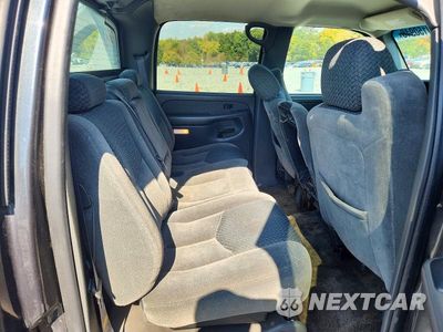 Zdjęcie 10 z 12 samochodu: 2003 CHEVROLET AVALANCHE C1500 VIN:3GNEC13T33G183202 - miniatura