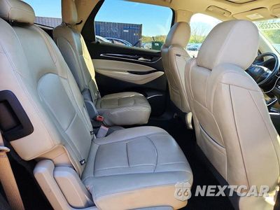 Zdjęcie 10 z 12 samochodu: 2018 BUICK ENCLAVE PREMIUM VIN:5GAEVBKW0JJ208543 - miniatura