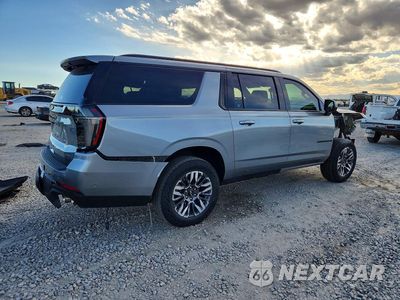 Trzecie zdjęcie samochodu z tyłu: 2025 CHEVROLET SUBURBAN K1500 Z71 VIN:1GNS6DRDXSR113917 - miniatura