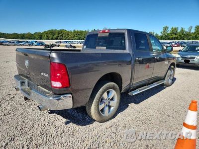 Trzecie zdjęcie samochodu z tyłu: 2016 RAM 1500 SLT VIN:1C6RR7LM7GS337999 - miniatura