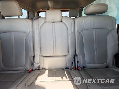 Zdjęcie 10 z 13 samochodu: 2022 JEEP WAGONEER SERIES I VIN:1C4SJVAT9NS220485 - miniatura
