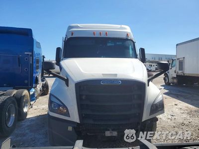 Piąte zdjęcie samochodu w środku: 2024 FREIGHTLINER CASCADIA 126 TRUCK CAB AND CHASSIS VIN:3AKJHHDR6RSVH0755 - miniatura