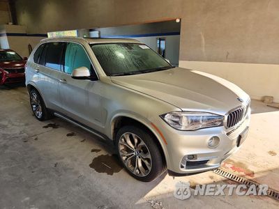 Czwarte zdjęcie samochodu z boku: 2015 BMW X5 XDRIVE35I VIN:5UXKR0C58F0K52754 - miniatura