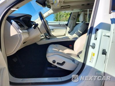 Zdjęcie 7 z 13 samochodu: 2018 VOLVO XC90 T6 VIN:YV4A22PKXJ1359768 - miniatura