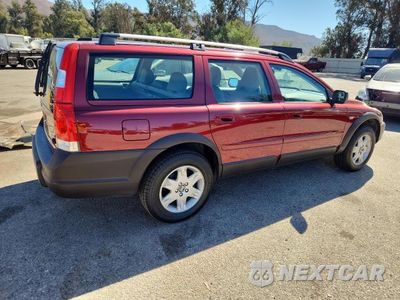 Trzecie zdjęcie samochodu z tyłu: 2005 VOLVO XC70 VIN:YV1SZ592X51201870 - miniatura