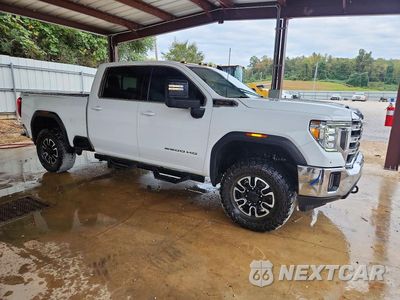 Czwarte zdjęcie samochodu z boku: 2022 GMC SIERRA K2500 SLE VIN:1GT19ME72NF230828 - miniatura