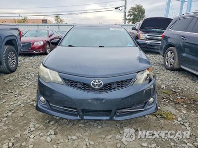 Piąte zdjęcie samochodu w środku: 2014 TOYOTA CAMRY SE VIN:4T1BF1FK9EU741877 - miniatura