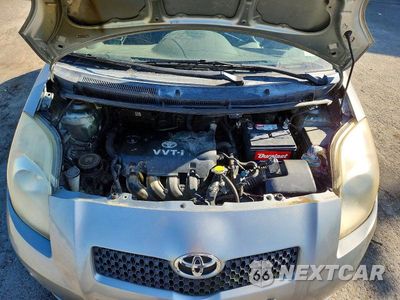 Zdjęcie 11 z 12 samochodu: 2007 TOYOTA YARIS BASE VIN:JTDJT923X75058315 - miniatura