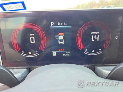 Zdjęcie 9 z 12 samochodu: 2025 HYUNDAI SONATA SEL VIN:KMHL64JA2SA436917 - miniatura