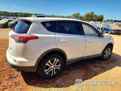 Trzecie zdjęcie samochodu z tyłu: 2017 TOYOTA RAV4 LE VIN:2T3BFREV0HW598775 - miniatura