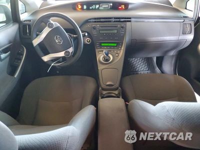 Zdjęcie 8 z 12 samochodu: 2011 TOYOTA PRIUS TWO VIN:JTDKN3DU9B5349768 - miniatura