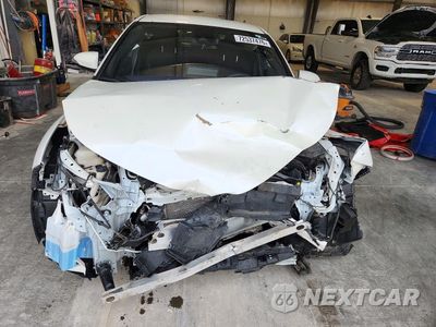 Piąte zdjęcie samochodu w środku: 2021 TOYOTA C-HR XLE VIN:JTNKHMBX8M1110728 - miniatura