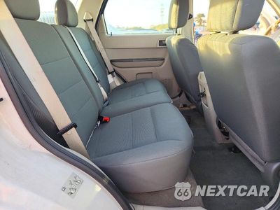 Zdjęcie 11 z 13 samochodu: 2011 FORD ESCAPE XLS VIN:1FMCU9C71BKB77173 - miniatura