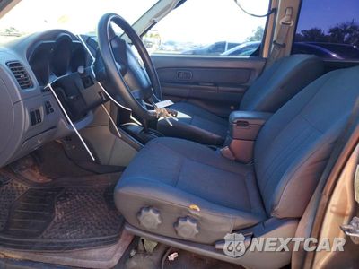 Zdjęcie 7 z 13 samochodu: 2004 NISSAN XTERRA XE VIN:5N1ED28T04C670197 - miniatura