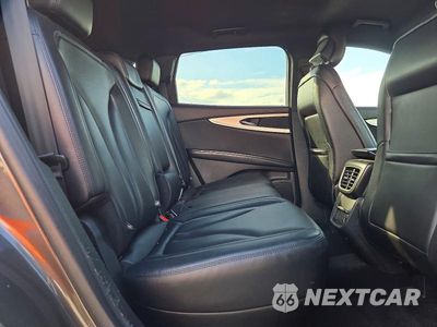 Zdjęcie 11 z 13 samochodu: 2018 LINCOLN MKX PREMIERE VIN:2LMPJ8JR8JBL41296 - miniatura