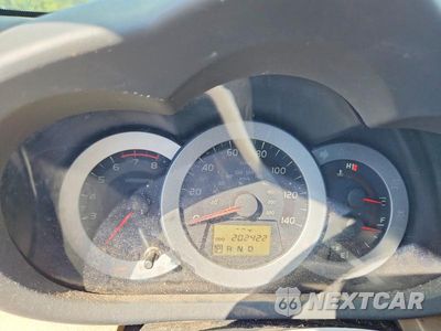 Zdjęcie 9 z 14 samochodu: 2011 TOYOTA RAV4 BASE VIN:2T3ZF4DV5BW081952 - miniatura