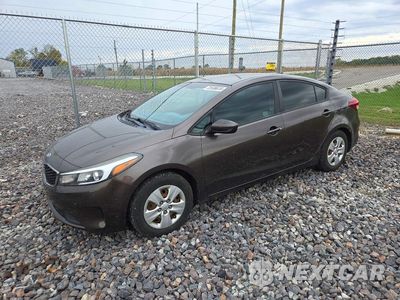 2017 KIA FORTE LX 3KPFK4A79HE035050 - główne zdjęcie licytacji z USA - miniatura