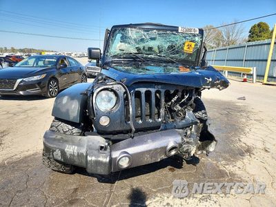Piąte zdjęcie samochodu w środku: 2016 JEEP WRANGLER UNLIMITED SPORT VIN:1C4BJWDG9GL121585 - miniatura
