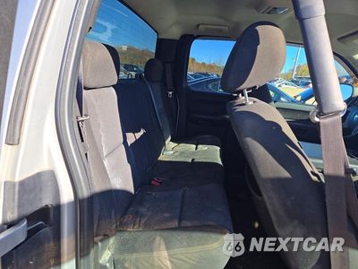 Zdjęcie 10 z 12 samochodu: 2010 CHEVROLET SILVERADO K1500 LT VIN:1GCSKSE35AZ281274 - miniatura