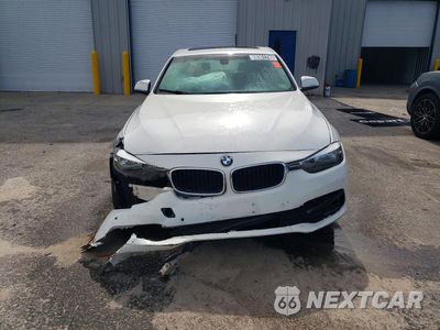 Piąte zdjęcie samochodu w środku: 2017 BMW 320 XI VIN:WBA8E5G3XHNU45536 - miniatura