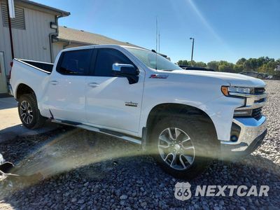 Czwarte zdjęcie samochodu z boku: 2019 CHEVROLET SILVERADO K1500 LT VIN:3GCUYDED2KG122662 - miniatura