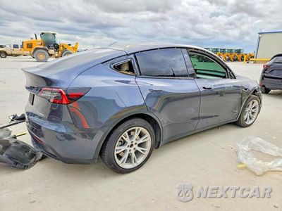 Trzecie zdjęcie samochodu z tyłu: 2021 TESLA MODEL Y VIN:5YJYGAEE2MF134525 - miniatura