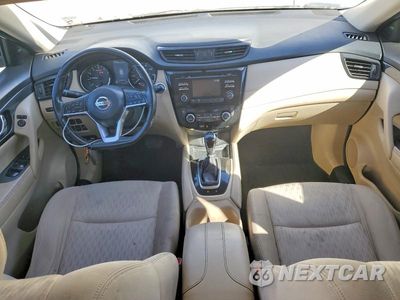 Zdjęcie 8 z 14 samochodu: 2017 NISSAN ROGUE SV VIN:JN8AT2MT0HW132054 - miniatura