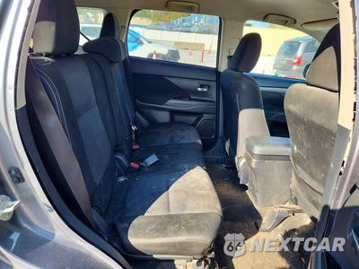 Zdjęcie 11 z 14 samochodu: 2017 MITSUBISHI OUTLANDER ES VIN:JA4AD2A33HZ057629 - miniatura