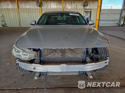 Piąte zdjęcie samochodu w środku: 2018 BMW 320 I VIN:WBA8A9C52JAH12338 - miniatura