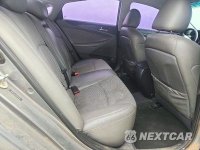 Zdjęcie 10 z 12 samochodu: 2013 HYUNDAI SONATA SE VIN:5NPEC4AC2DH787183 - miniatura