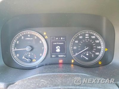 Zdjęcie 9 z 13 samochodu: 2018 HYUNDAI TUCSON SE VIN:KM8J23A43JU617982 - miniatura
