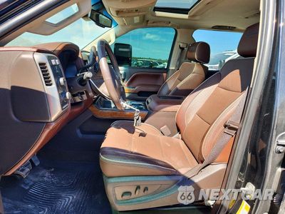 Zdjęcie 7 z 12 samochodu: 2018 CHEVROLET SILVERADO K2500 HIGH COUNTRY VIN:1GC1KXEY6JF102200 - miniatura