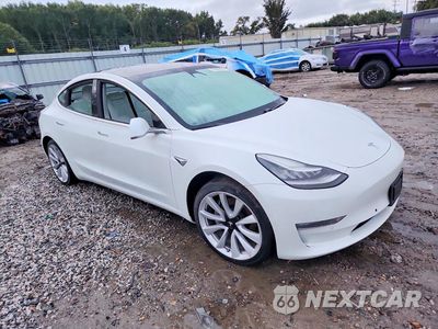 Czwarte zdjęcie samochodu z boku: 2019 TESLA MODEL 3 VIN:5YJ3E1EA8KF302713 - miniatura
