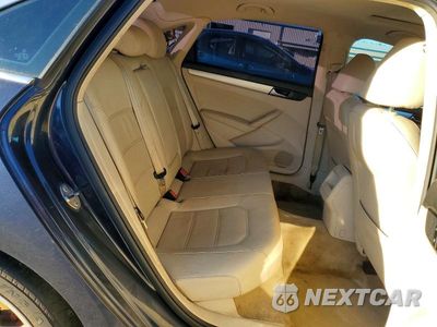 Zdjęcie 10 z 12 samochodu: 2012 VOLKSWAGEN PASSAT SE VIN:1VWBP7A3XCC039748 - miniatura