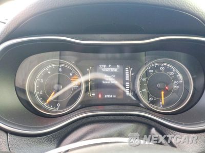 Zdjęcie 9 z 13 samochodu: 2019 JEEP CHEROKEE LATITUDE VIN:1C4PJLCB3KD392851 - miniatura